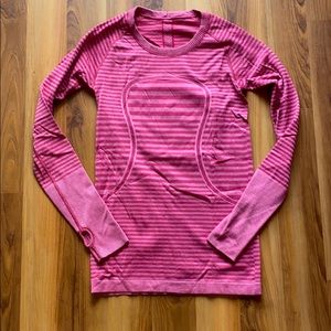 EUC Lululemon Long Sleeve stripe Swiftly tee 6